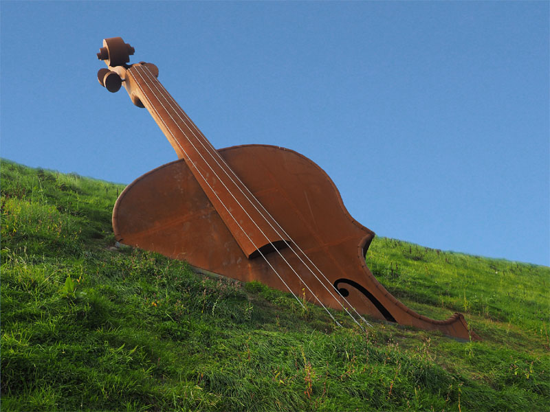 The 18th century went on a bender for things Celtic. This is, after all, the time of the mania for "Ossian." Scottish and Irish tunes became especially popular. -Critic Steve Schwartz