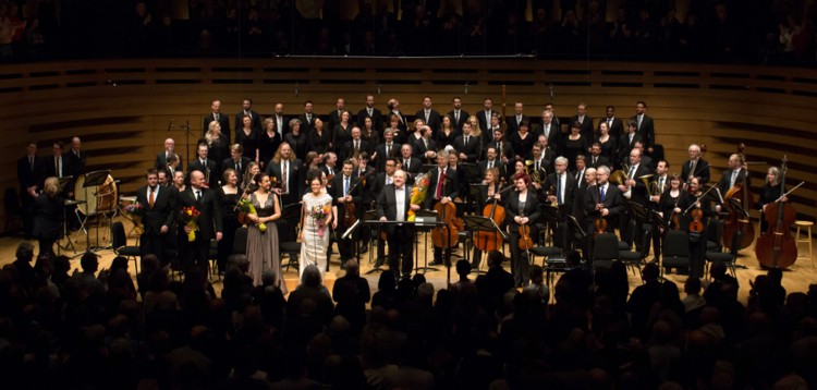 Tafelmusik Baroque Orchestra and Chamber Choir after performing Beethoven's Ninth Symphony under Bruno Weill. (Photo by Christina Gapic)