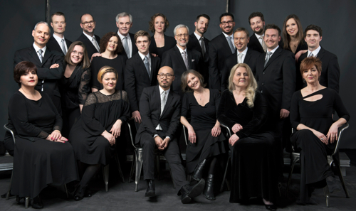 Taurins with members of the Tafelmusik Chamber Choir. (Photo by Sian Richards)