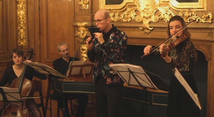 Recorder player Erik Bosgraaf with Ensemble Cordevento.