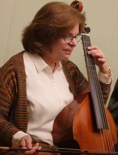 Viola da gamba player Holly Wright Maurer