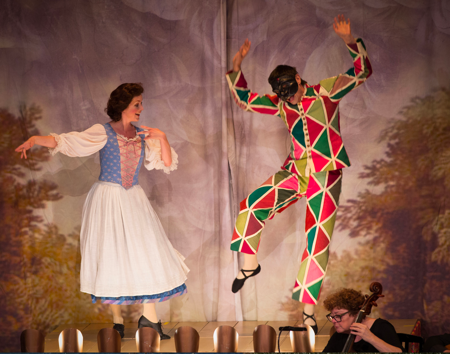 Caroline Copeland and Carlos Fittante dance to Pergolesi. 