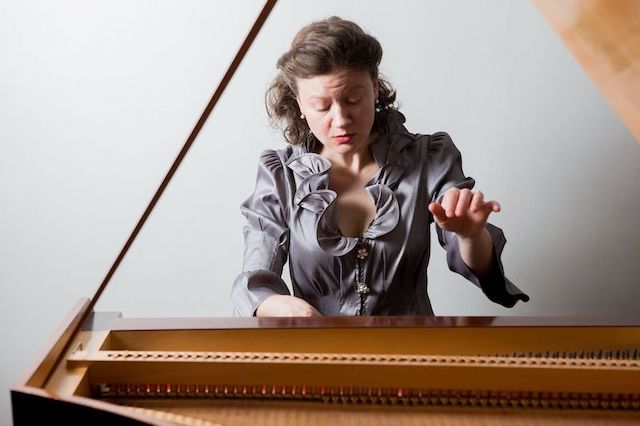 Harmonious Rivals: The Harpsichord & Fortepiano in an Age of Innovation