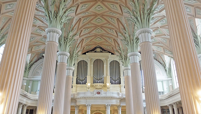Chorale Architecture: From Expectation to Fulfillment